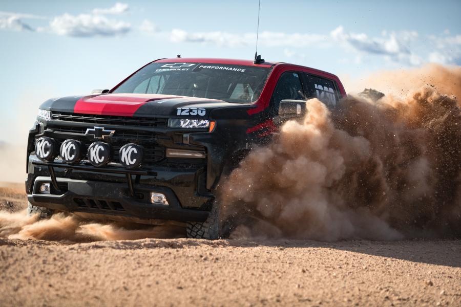  Chevrolet Silverado Race Truck 2019 года  (фото 3 из 4)